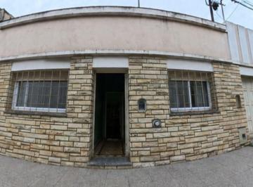 Casa de 6 ambientes, Chivilcoy · Dos Propiedades en un Mismo Lote, a m de La Universidad