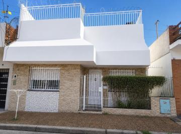 Casa · 135m² · 3 Ambientes · Venta Casa 3 Amb. Bernal