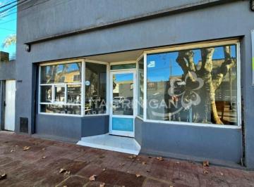 Casa · 151m² · 6 Ambientes · ¡Venta! Gral. Madariaga, Bs. As. Casa Reciclada con Local en Zona Centrica