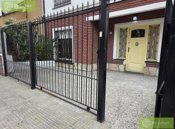 PH · 75m² · 3 Ambientes · Alquiler - PH de 3 Ambientes Planta Baja Al Frente en Beccar. Sin Expensas y con Patio!