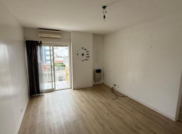 Departamento · 42m² · 2 Ambientes · Hermoso Depto. 2 Amb. / Alquiler - Parq. Patricios
