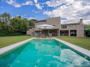 Casa · 790m² · 7 Ambientes · 3 Cocheras · Venta. Casa. 7 Ambientes. Luminosa. Financiacion. Country San Diego. Moreno