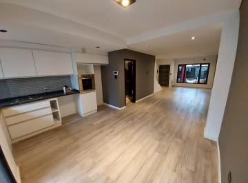 Departamento · 135m² · 5 Ambientes · 1 Cochera · Triplex de 5 Ambientes en Venta en Olivos
