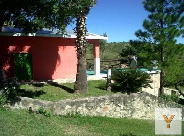 Casa · 100m² · 3 Ambientes · 1 Cochera · Casa en Venta - 2 Dorm. 1 Baño - Cochera - 970 m² - Mayu Sumaj, Córdoba