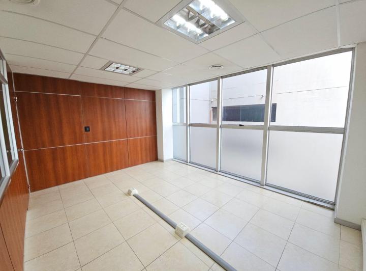 Oficina comercial · 88m² · 4 Ambientes · 1 Cochera
