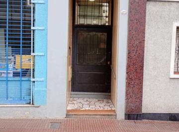 Departamento de 2 ambientes, San Cristobal · Chile y Salta Tercero X Escalera Liquido Hoy Subte a m Universidad Uade Cocina y Baño Lum