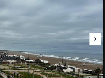 Departamento de 3 ambientes, Necochea · Semipiso de Categoría Primera Linea Vista Espectacular Al Mar