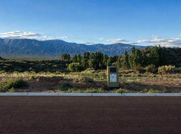 Terreno · 560m² · Lote en Venta en Barrio Aguaribay / Vertientes