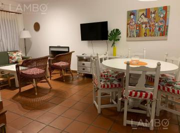 Departamento · 90m² · 4 Ambientes · 1 Cochera · Alquiler Temporario Fátima Pilar Cuba