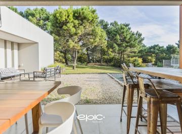 Casa · 160m² · 4 Ambientes · Casa en Venta 4 Amb Costa Esmeralda Barrio Ecuestre