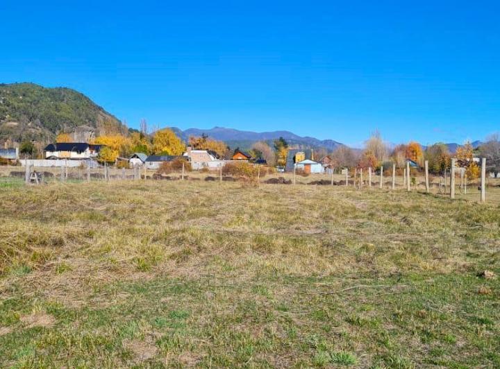 Terreno · 600m²