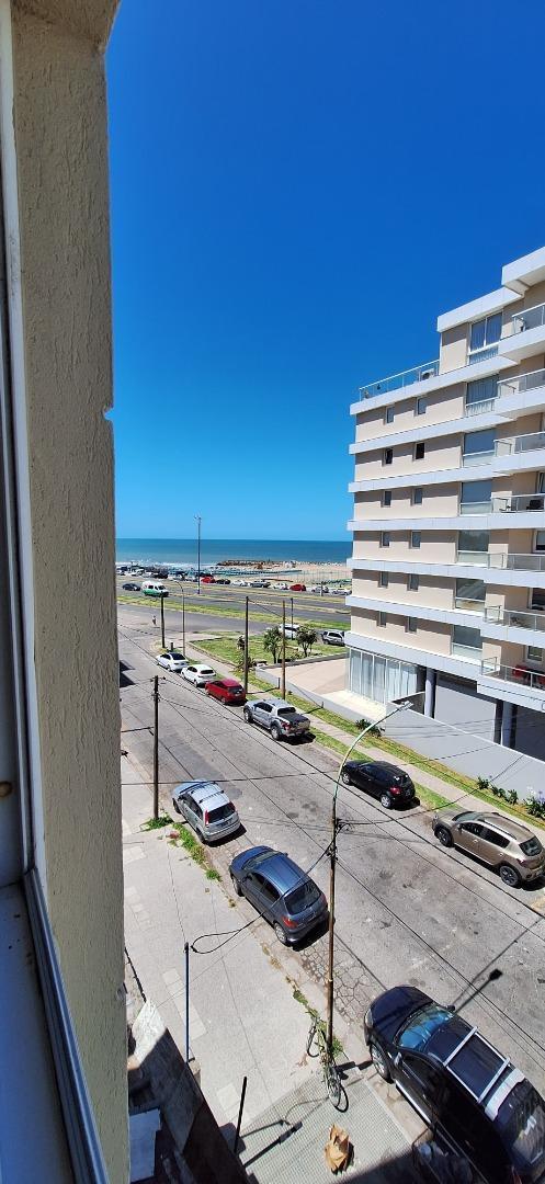 Erne alquila: monoambiente super luminoso con vista lateral al mar