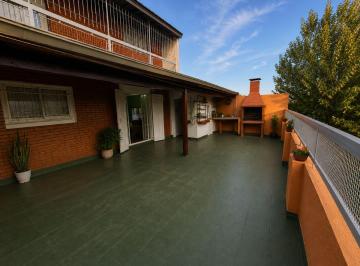 PH · 150m² · 6 Ambientes · Venta 2 PH 6 Amb Las Avs en Block Parrilla