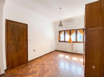 Departamento de 1 ambiente, Flores · Depto., 42 m², Terrero Al 500, 1 Ambiente y Medio, Divisible, Amplio, Luminoso, Aire Acond.