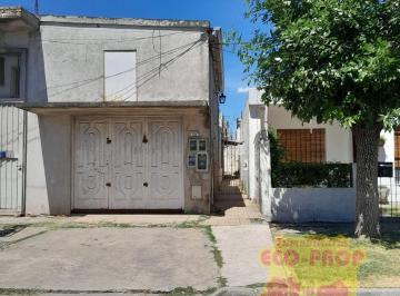 PH de 1 ambiente, Hurlingham · Alquiler - Monoambiente de 26 m². - con Peq. Patio.