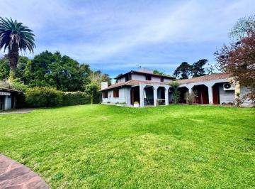 rs:rk18tjavxb2gvgwsnuartjwn · Venta de Casa con Excelente Lote en Santa Rita, Boulogne