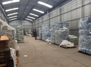 Bodega-Galpón · 400m² · 1 Ambiente · Galpon 400 m². - Pancho Ramirez 658 - Granadero Baigorria