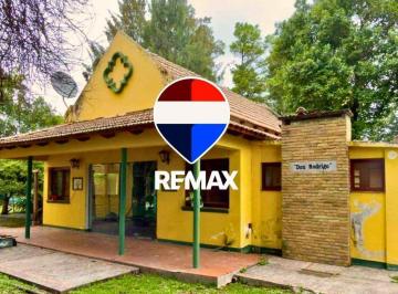 Casa · 250m² · 3 Ambientes · 1 Cochera · Casa 2 Dorm. Venta Cerrillos Rn 68 1 Ha