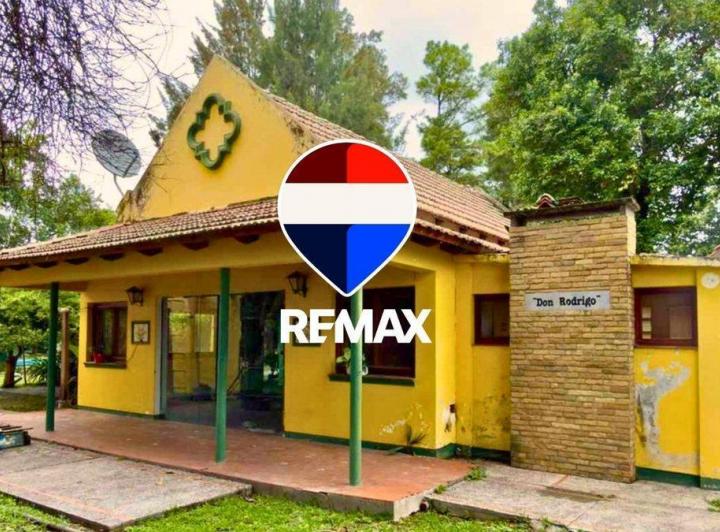 Casa · 250m² · 3 Ambientes · 1 Cochera