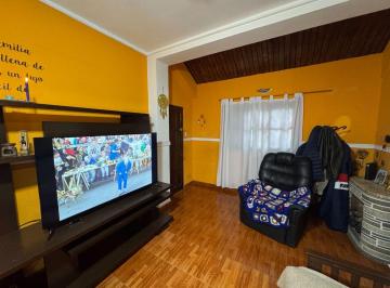 PH · 79m² · 5 Ambientes · Venta Departamento en Barrio Roma
