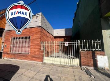 Casa · 80m² · 4 Ambientes · 2 Cocheras · Venta Casa Cuatro Ambientes en Ramos Mejia