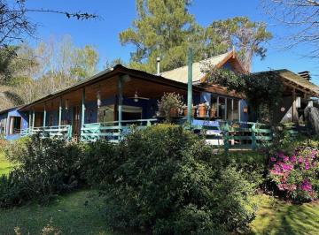 Casa · 122m² · 5 Ambientes · Casa Venta Delta del Tigre Frente Al Rio Capitan