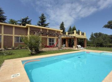 Casa · 116m² · 3 Ambientes · 1 Cochera · Venta Casa 2 Dorm. Pileta Potrero de Garay