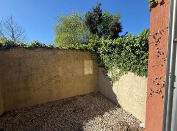 Departamento · 64m² · 3 Ambientes · Venta Duplex Planta Baja Moreno 3 Amb Patio