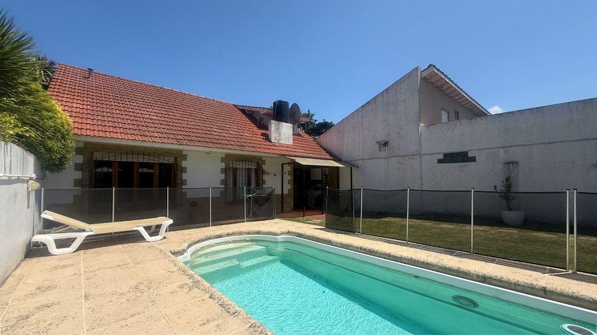 Excelente casa de 5 ambientes en Barrio Constitución