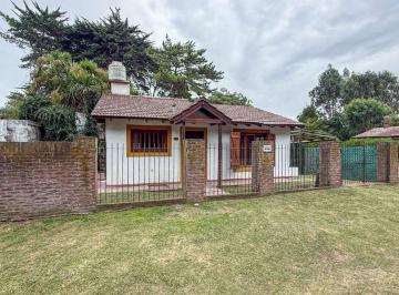 Casa · 121m² · 2 Ambientes · Venta 2 Casas en Block Atlantida Santa Clara