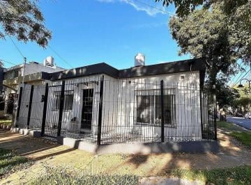 Casa · 59m² · 3 Ambientes · 1 Cochera · Casa en Venta 3 Amb con Cochera Pb Olivos