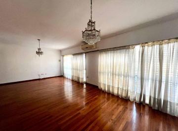 PH · 119m² · 4 Ambientes · Venta PH 4 Ambientes Pompeya Patio Balcón Sin Exp