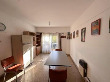 Departamento · 41m² · 2 Ambientes · Departamento en Venta 1 Dormitorio Rep. Sexta