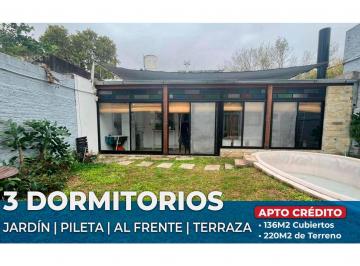 Casa · 136m² · 4 Ambientes · Casa con Jardín y Pileta en Venta 3 Dorm.