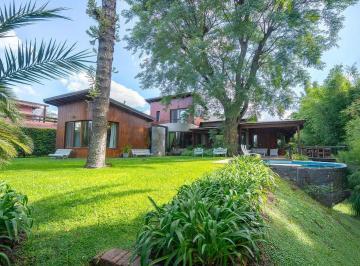 Casa · 466m² · 5 Ambientes · 4 Cocheras · Casa en Venta B° Miradores I Beccar S/la Barranca