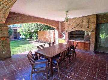 Casa · 270m² · 5 Ambientes · 2 Cocheras · Casa Venta Barrio Bello Horizonte Tigre 4 Amb