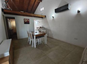Casa · 68m² · 3 Ambientes · 1 Cochera · Alquiler Temporal Casa en Frutos Gonzalez Escobar