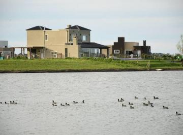 Terreno · 988m² · San Sebastian Lote Al Golf y a La Laguna. Unico!