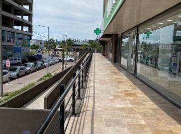 Oficina comercial · 120m² · 1 Cochera · Oficina 4 Despachos en Alq. Delta Center