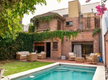 Casa · 154m² · 4 Ambientes · 2 Cocheras · Venta de Casa 4 Amb/coch. Ituzaingó Oportunidad!