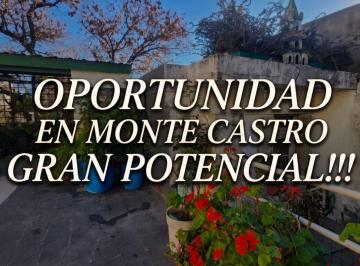Casa · 239m² · 4 Ambientes · 1 Cochera · Casa Lote a Refaccionar Monte Castro Apto Credito