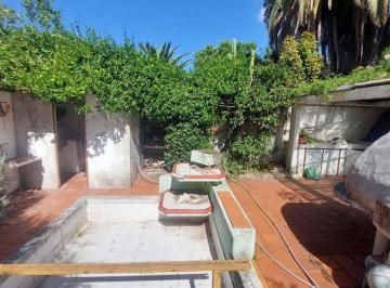 Casa · 213m² · 6 Ambientes · 1 Cochera · Casa en Venta en La Plata