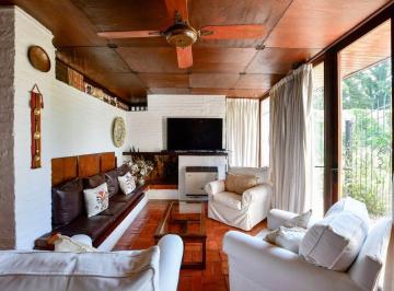 Casa · 224m² · 4 Ambientes · 1 Cochera · Casas en Venta City Bell Entre Caminos