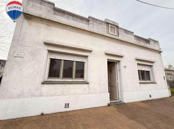 Casa · 90m² · 4 Ambientes · Casa 4 Ambientes en Venta Berazategui
