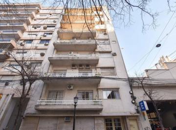 Departamento · 194m² · 7 Ambientes · 1 Cochera · Venta Departamento 3 Dorm. Apto Credito
