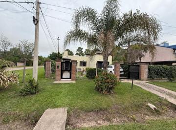 Casa · 103m² · 4 Ambientes · 1 Cochera · Venta Casa 2 Dorm. Bº Los Nogales Ibarlucea