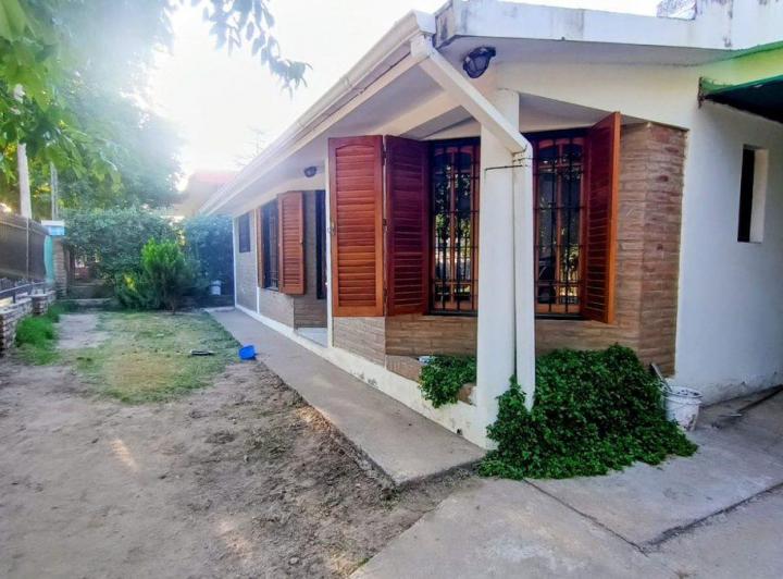 Casa · 130m² · 6 Ambientes · 1 Cochera
