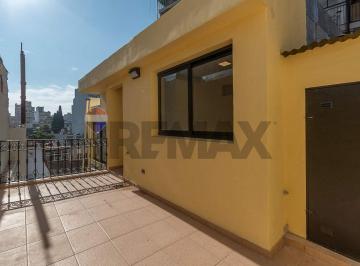 PH · 71m² · 3 Ambientes · Venta PH 3 Amb con Terraza Reciclado Caballito