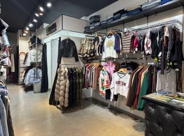 Local comercial · 69m² · Local 69 m² C/ Depósito Galería Laprida Lomas