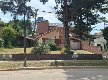 Casa · 57m² · 3 Ambientes · 1 Cochera · Casa en Venta en Villa Gesell